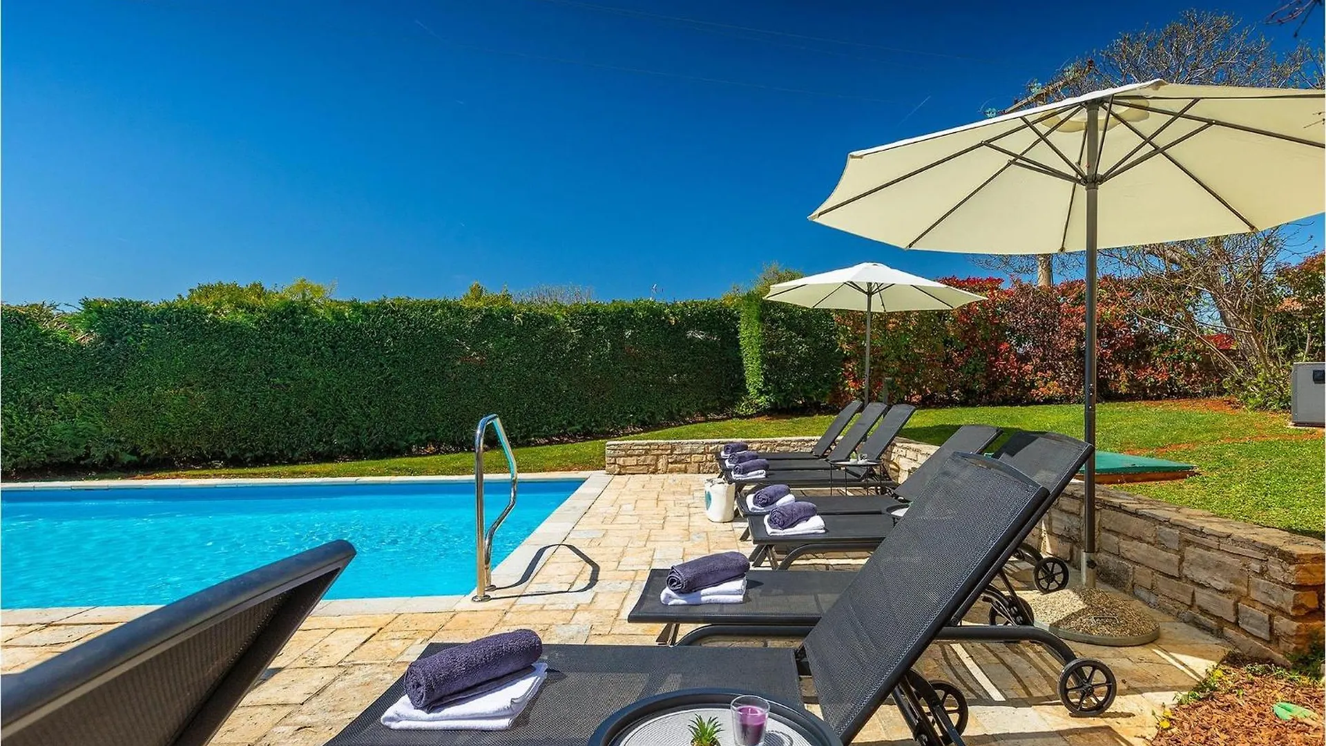 Villa Campanula Barat